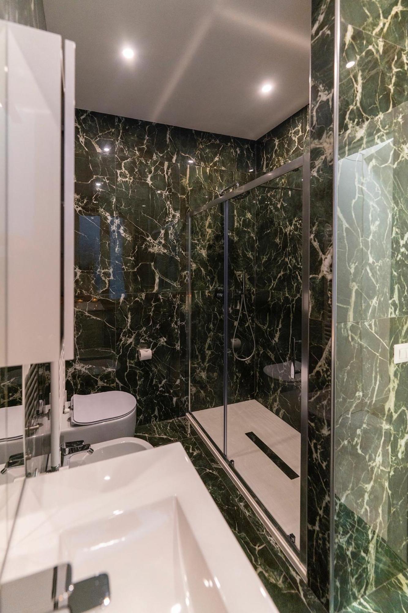 Magic Place Bergamo! Classy Apartment In The Heart Of The City Екстериор снимка