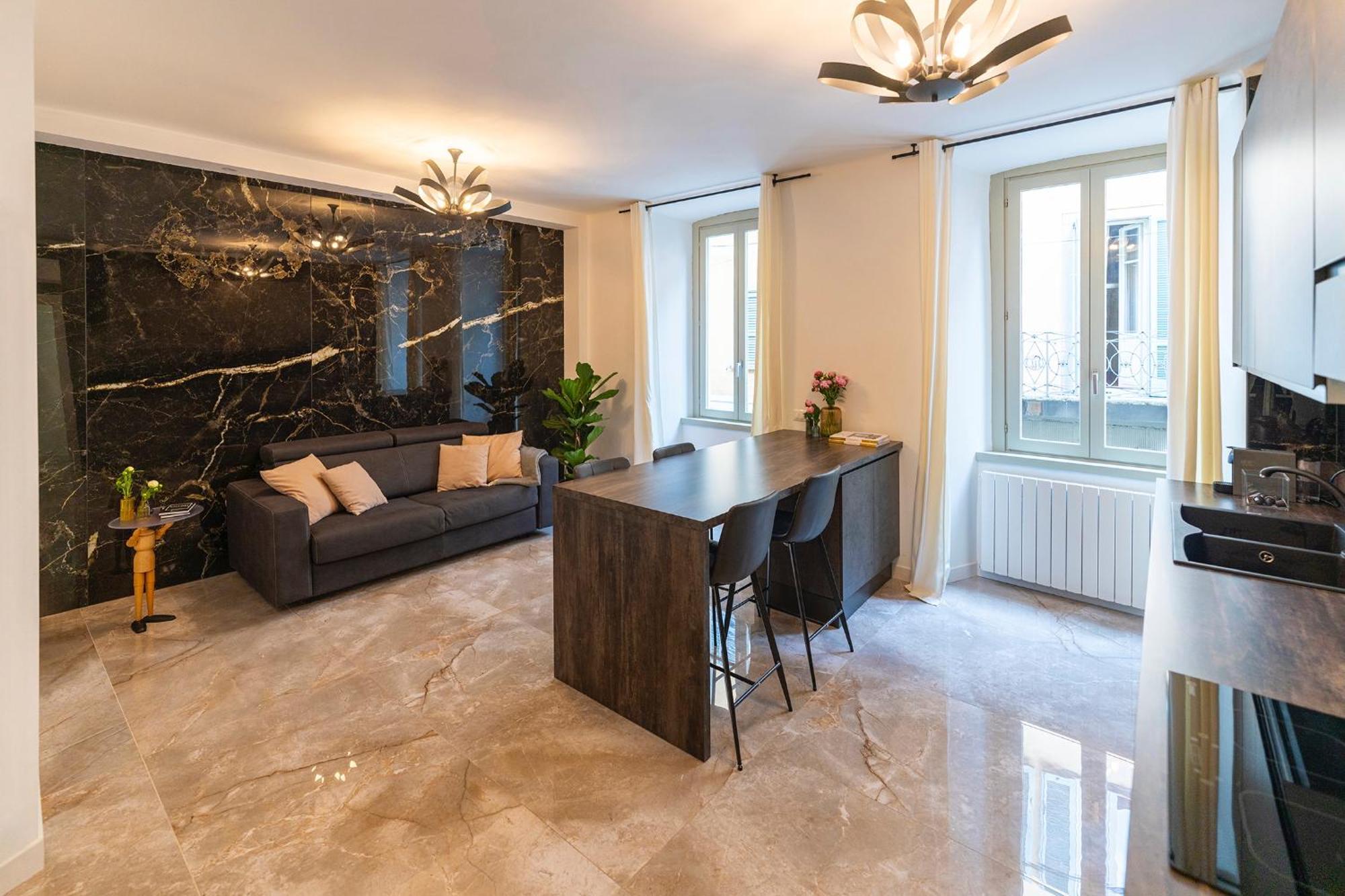 Magic Place Bergamo! Classy Apartment In The Heart Of The City Екстериор снимка