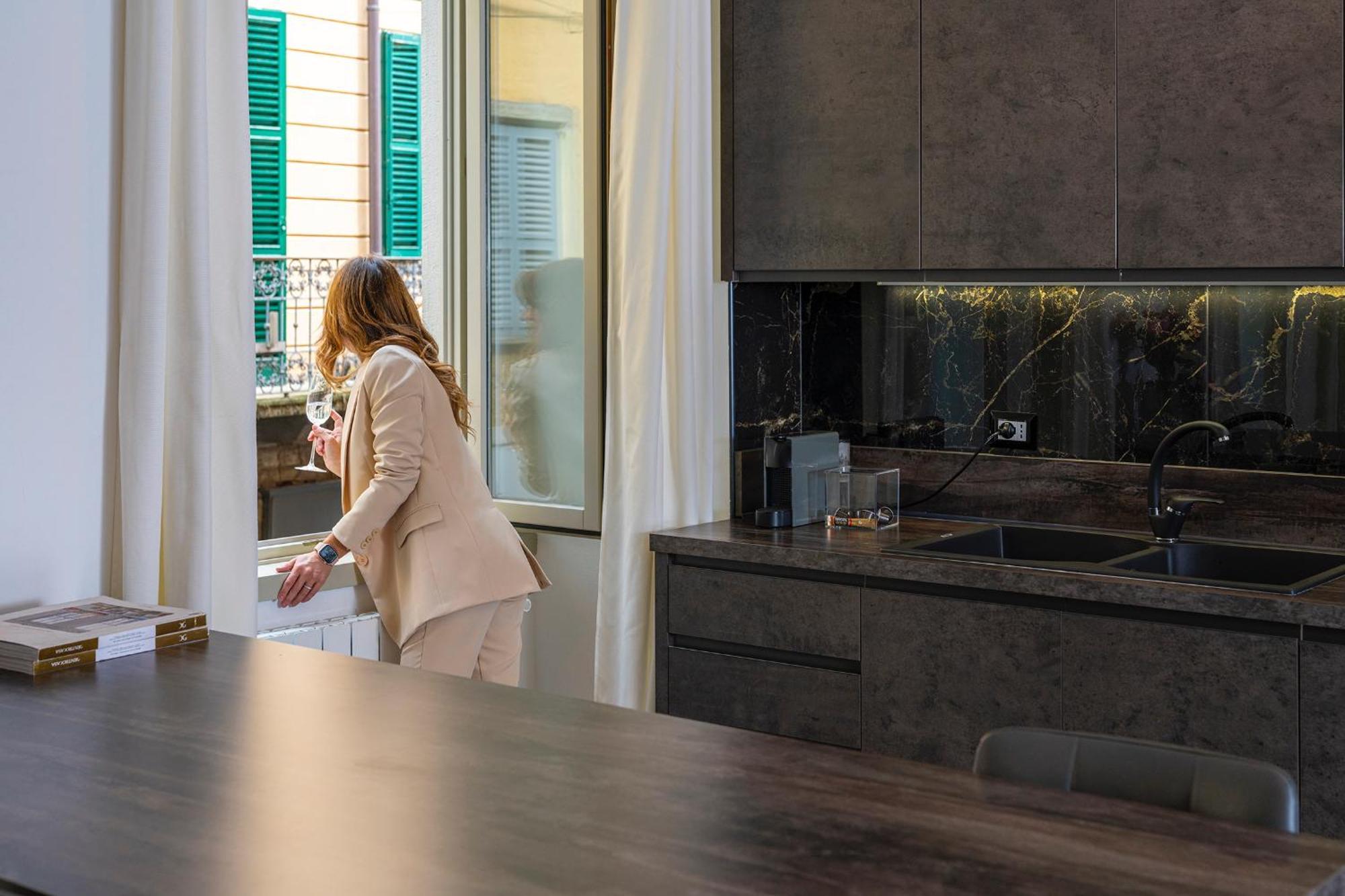 Magic Place Bergamo! Classy Apartment In The Heart Of The City Екстериор снимка